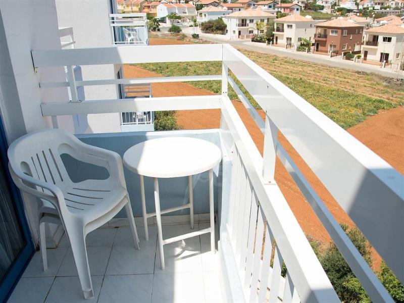 Polycarpia Hotel Pernera Bagian luar foto